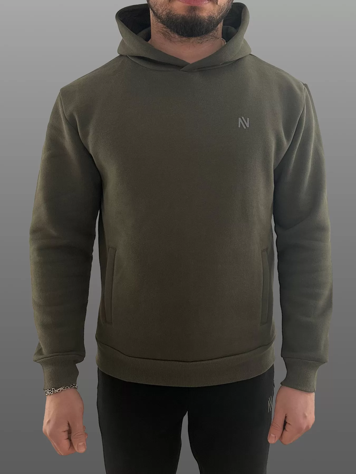 Haki Kapüşonlu Sweatshirt| Fleto Cep Detaylı Reflektör Baskılı Şardonlu